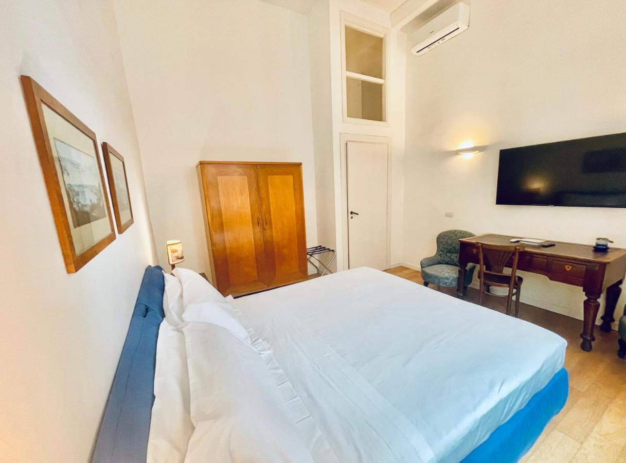 Alma De Partenope - Relais De Charme By The Sea เนเปิลส์ ภายนอก รูปภาพ